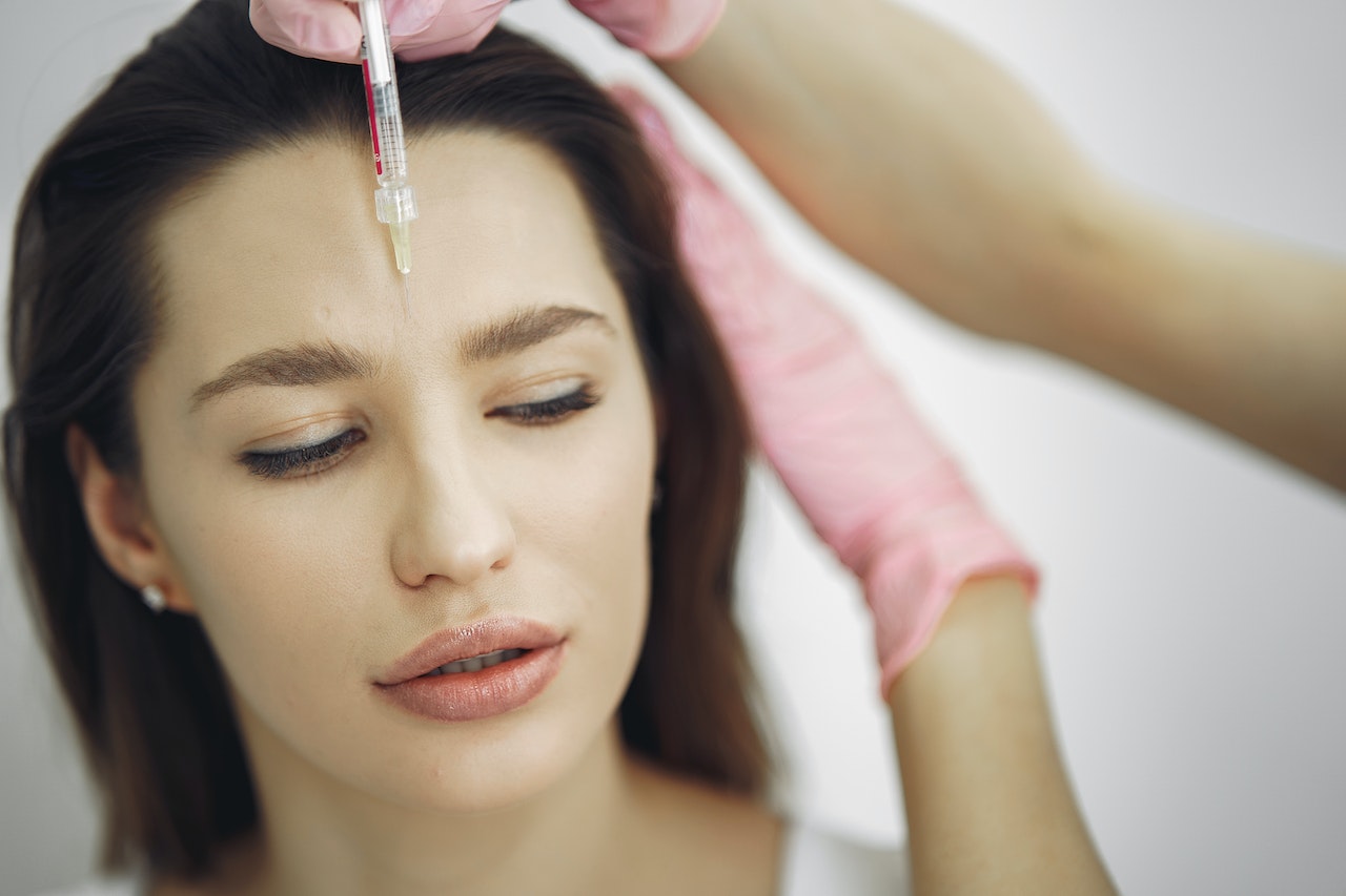 Dermal Fillers Vs Botox: Which One is Right for You?