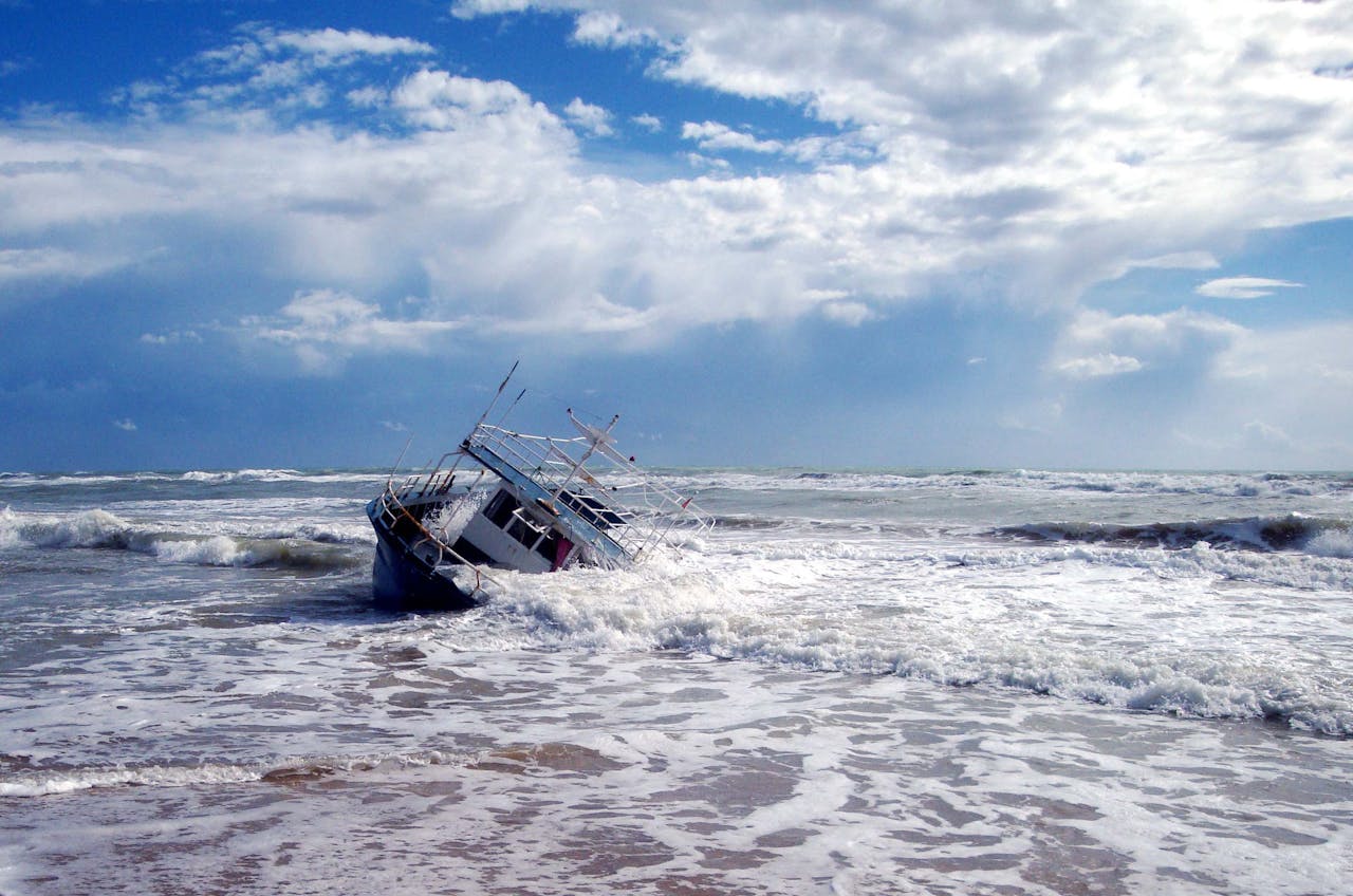 Identifying and Preventing the Factors That Cause Boat Accidents
